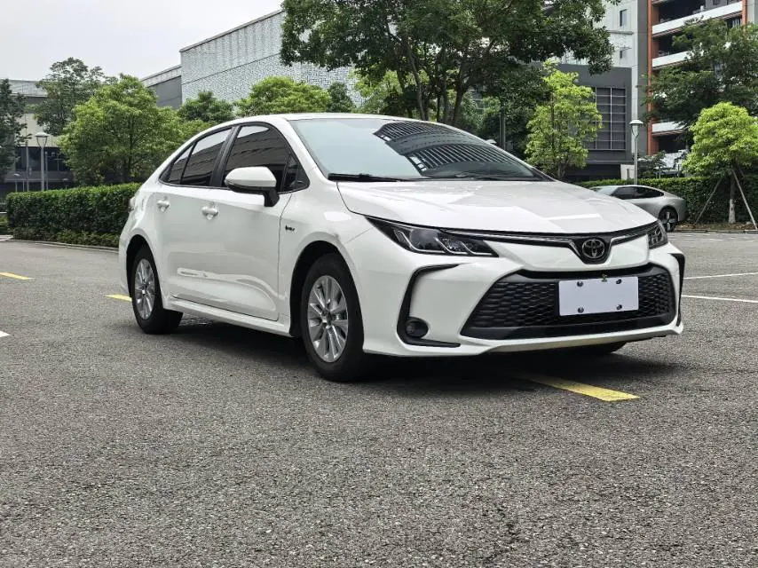 Toyota 2025 Corolla Double Engine 1.8 Stepless Intelligent Electric Hybrid Pioneer Edition Automatic Gear 2