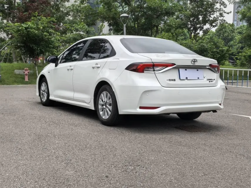 Toyota 2025 Corolla Double Engine 1.8 Stepless Intelligent Electric Hybrid Pioneer Edition Automatic Gear 6
