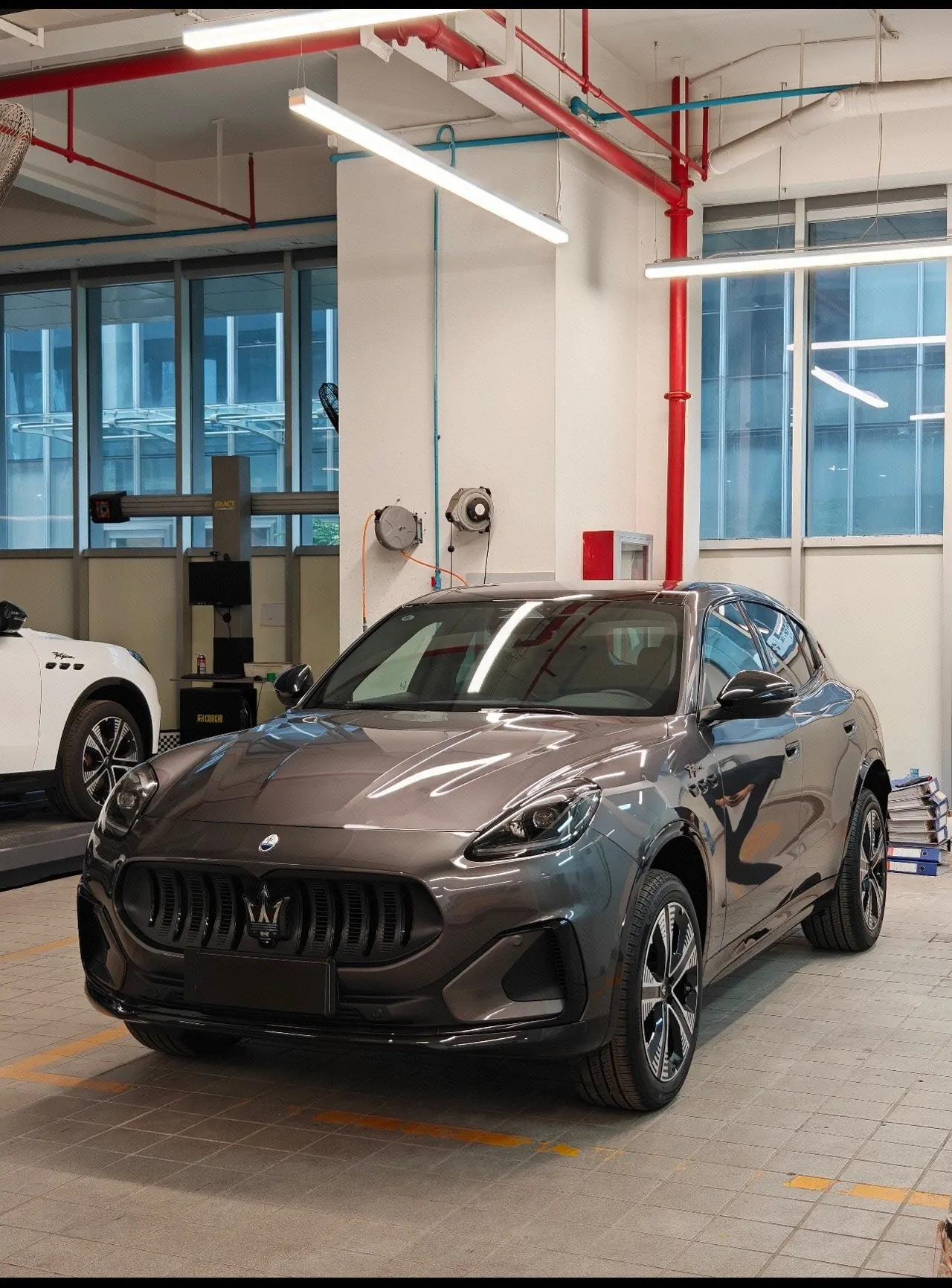 Open image lightbox: Maserati Grecale (imported) 2025 Grecale Folgore Grecale Folgore automatic transmission