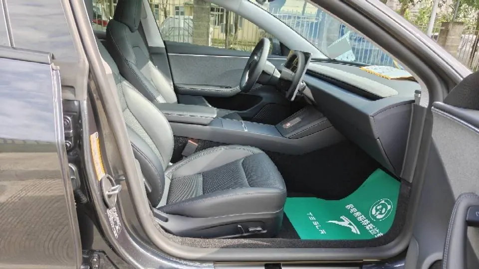 Tesla 2025 Model 3 rear-wheel drive version of automatic transmission 6