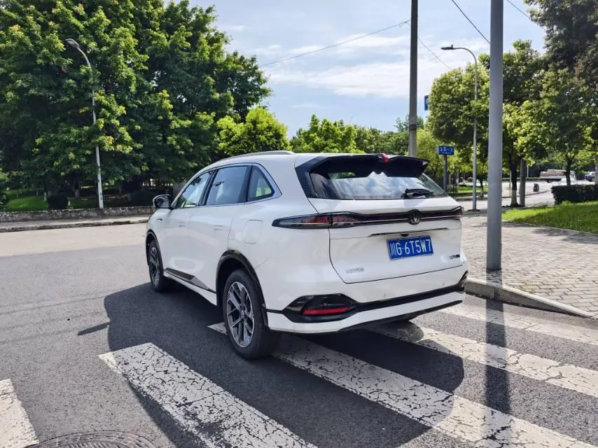 ChangAn 2025 CS75 PLUS 1.5T New Blue Whale Flagship Automatic 4