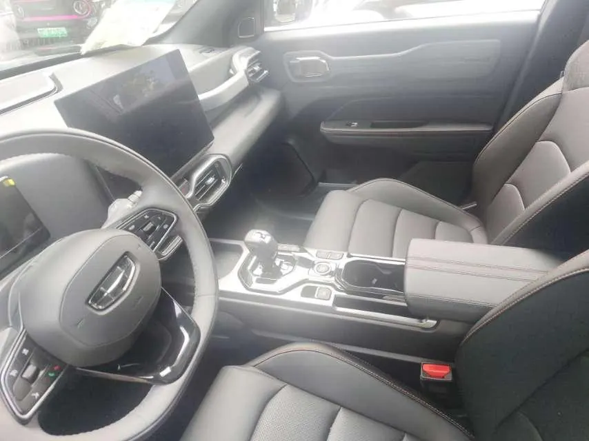 Geely 2025 Denim 1.5TD Trendy Edition Automatic 3