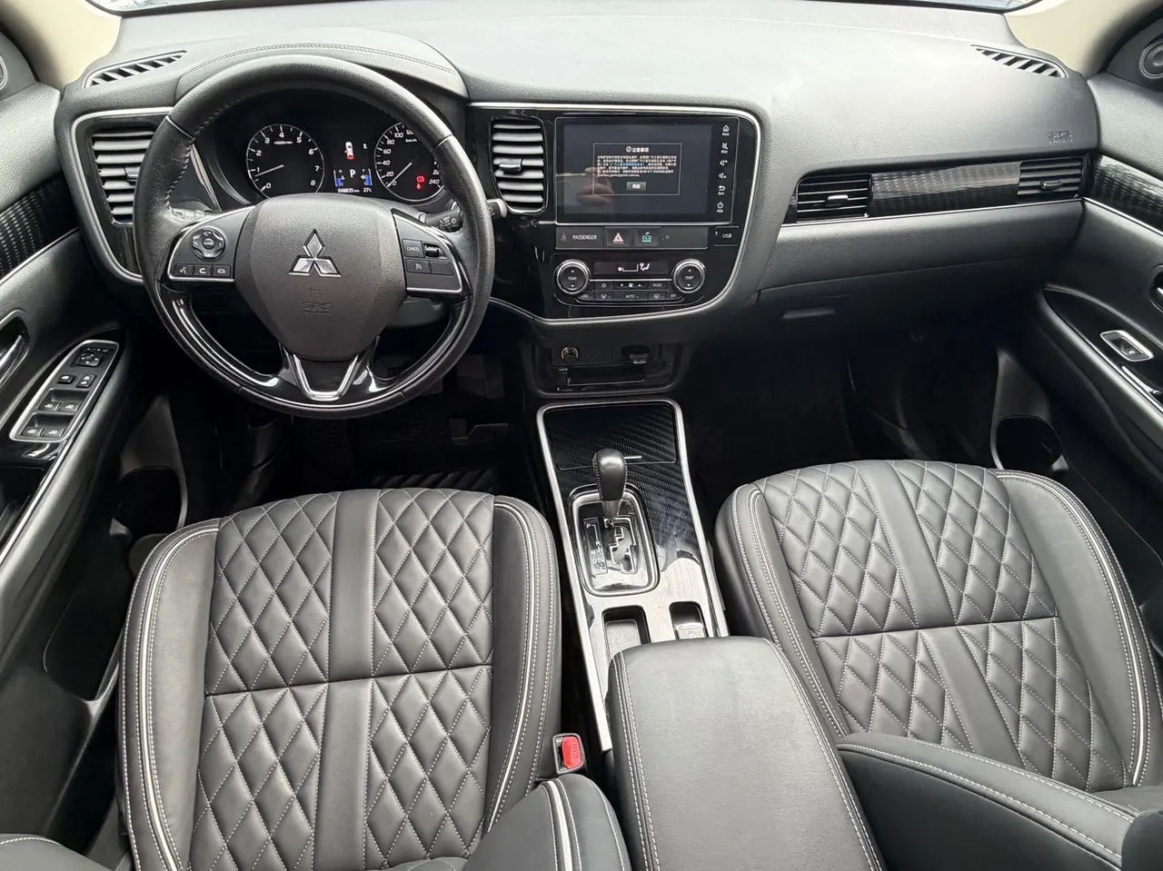 Mitsubishi 2021 Outlander 2.0 Stepless Two-Drive Enjoy Edition 5-seat Automatic Gear 10