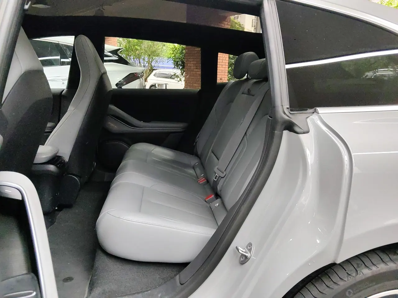 NIO 2024 ET5T 75kWh Touring automatic 11