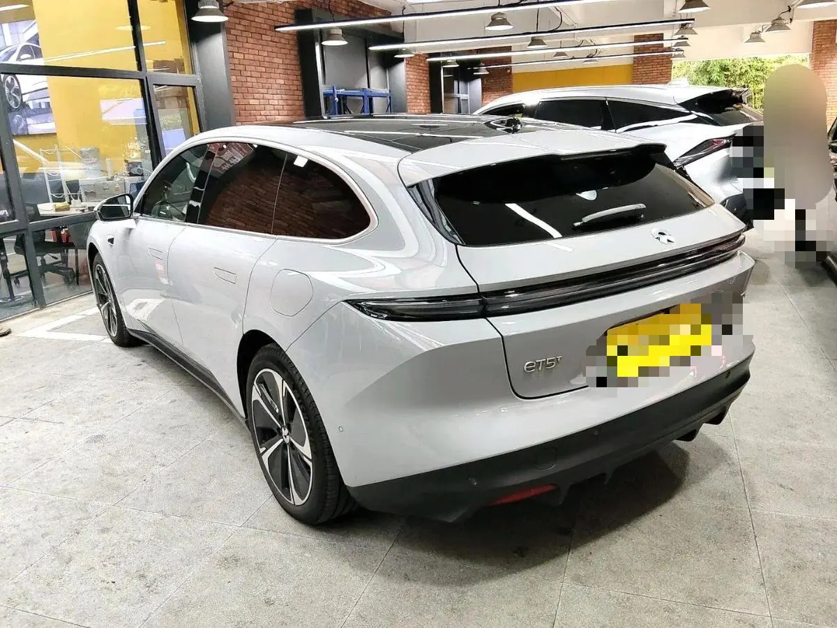 NIO 2024 ET5T 75kWh Touring automatic 3
