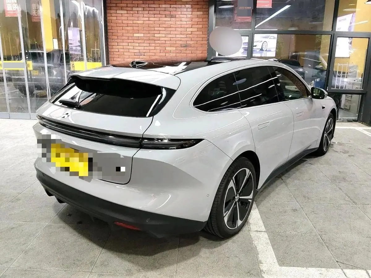 NIO 2024 ET5T 75kWh Touring automatic 4