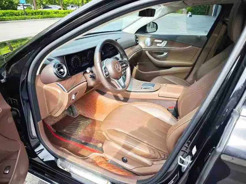 Mercedes Benz E Class 2020 E 300 L 2.0T Luxury Automatic Gear 3