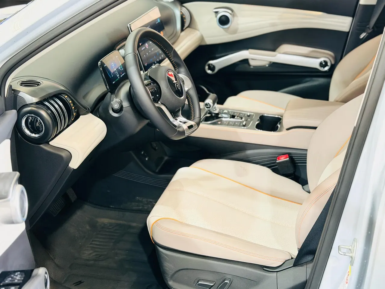 BYD Yuan PLUS 2024 Yuan PLUS Glory Edition 430KM Leading Automatic Gear 4