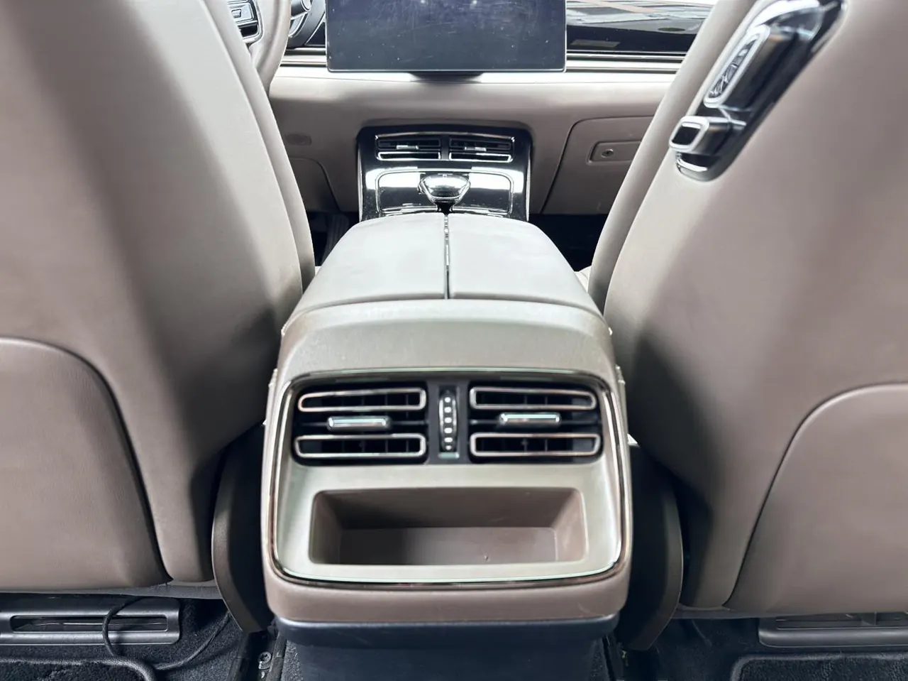 BYD 2020 Han DM 2.0T 4-wheel drive performance version noble automatic gear 9