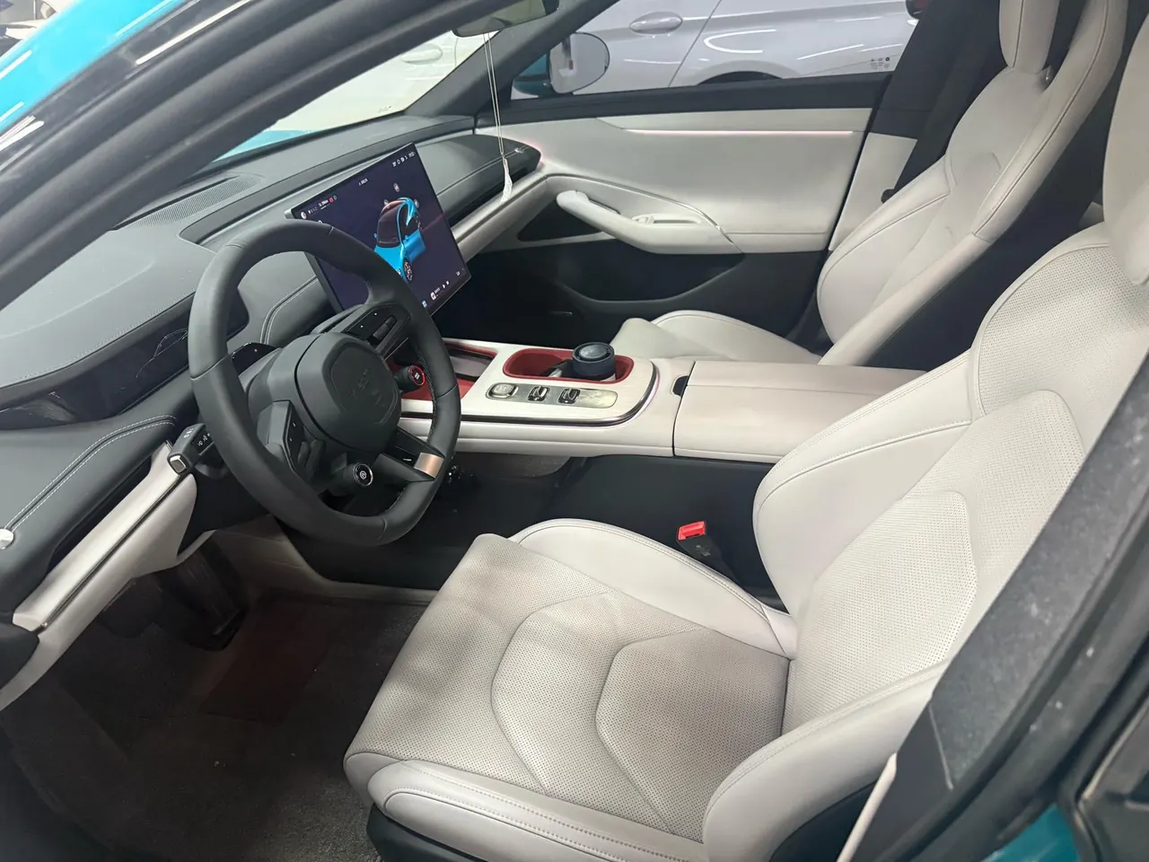MI 2024 SU 7 700km Rear Drive Long Endurance Smart Driving Edition Automatic Gear 3