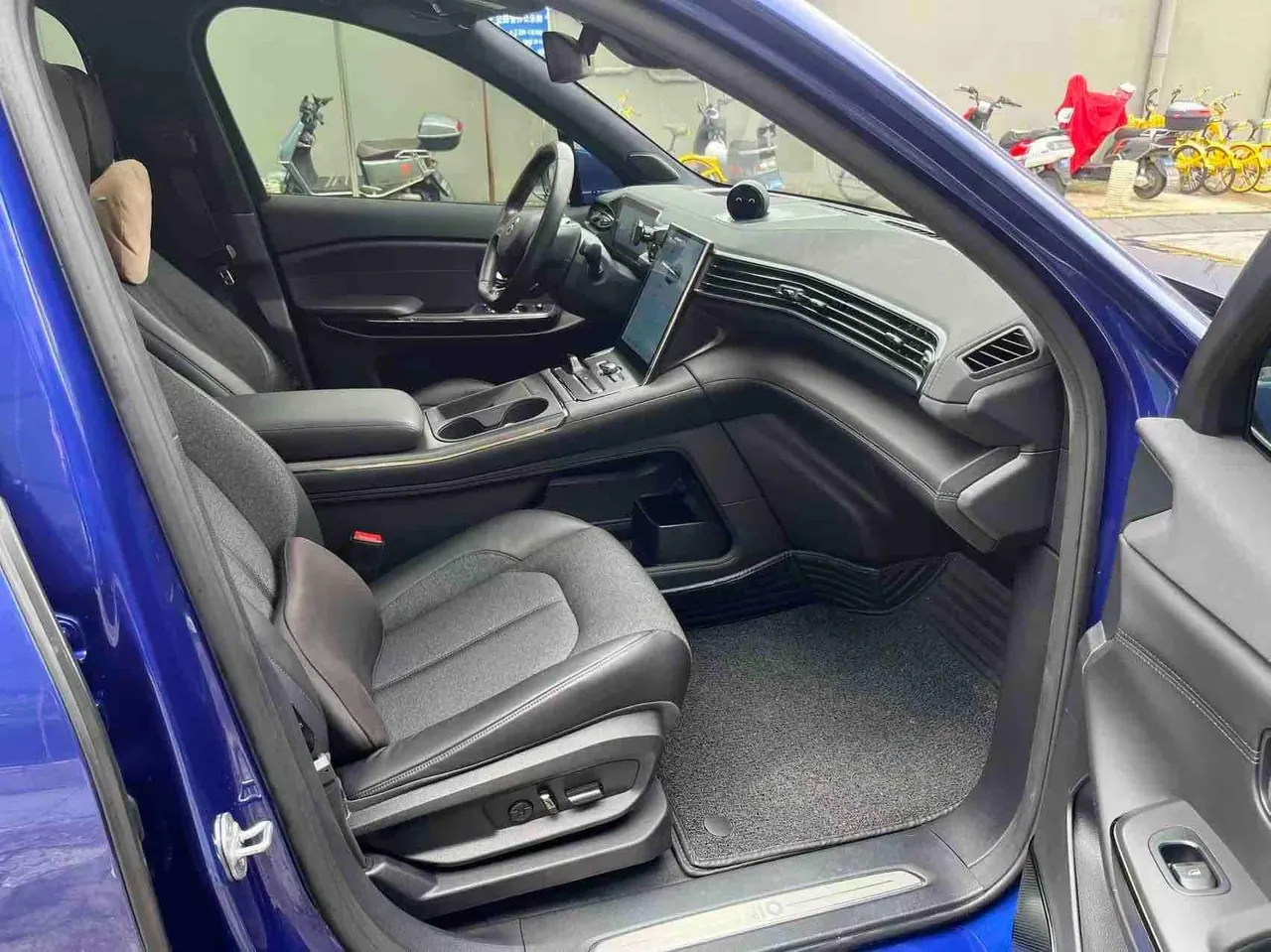 NIO 2020 EC 6 605KM Sports Edition Automatic Gear 12