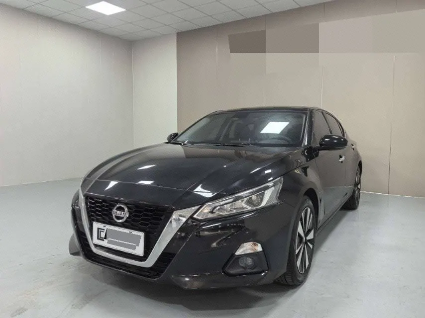 Open image lightbox: Nissan 2021 Teana 2.0 Stepless XL Comfort Edition Automatic Gear
