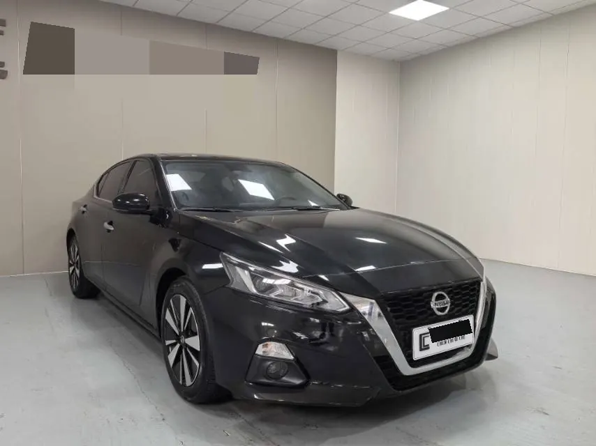 Nissan 2021 Teana 2.0 Stepless XL Comfort Edition Automatic Gear 3