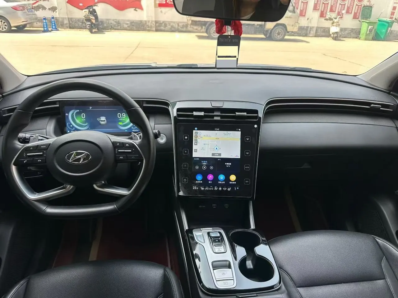 Hyundai 2021 Tousheng L 1.5T LUX Premium Edition Automatic Gear 8