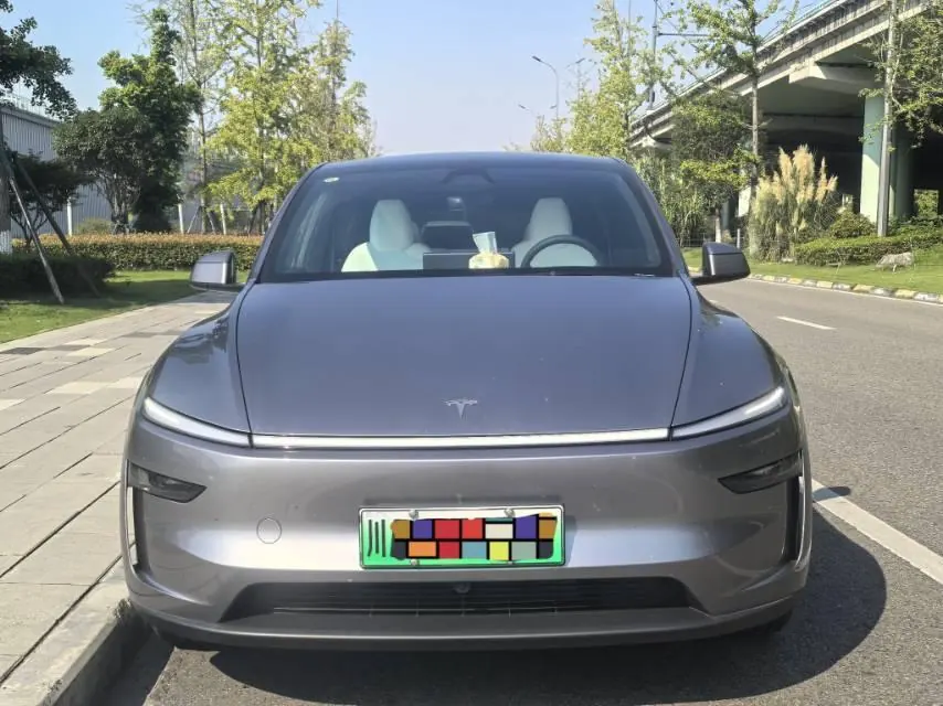 Tesla 2026 Model Y long endurance rear wheel drive version (modified) automatic gear 2