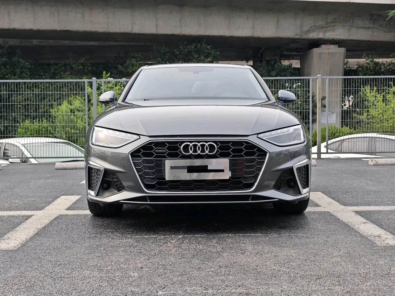 Audi 2020 A4L 2.0TFSI 40TFSI Deluxe Dynamic Automatic 2