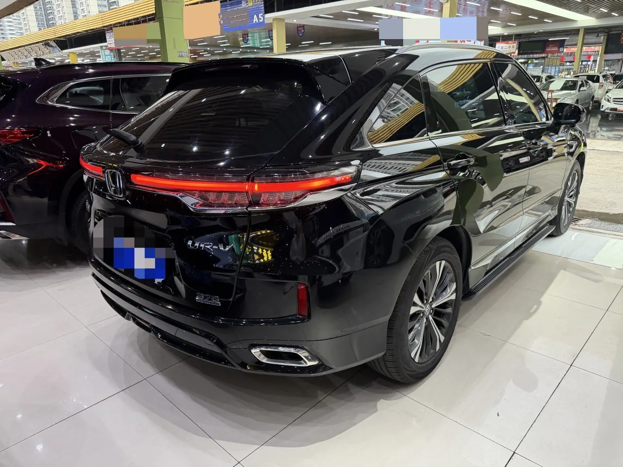 Honda 2020 UR-V 2.0T 370TURBO two-drive elegant version of automatic gear 3