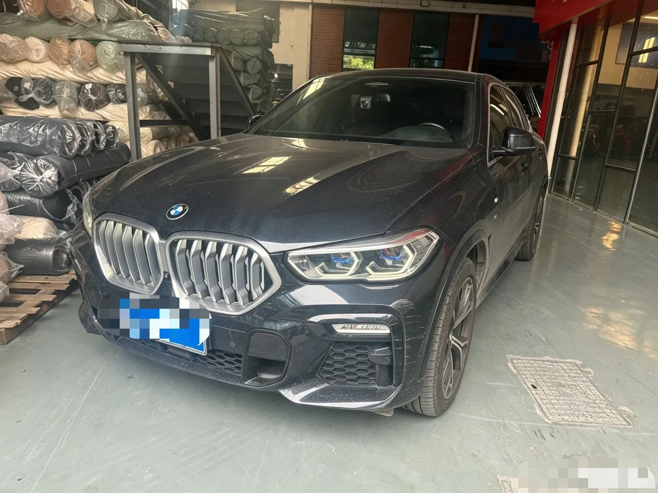 打开图片灯箱:BMW X6 (Imported) 2021 X6 xDrive40i 3.0T Exclusive M Sports Suit Automatic Gear