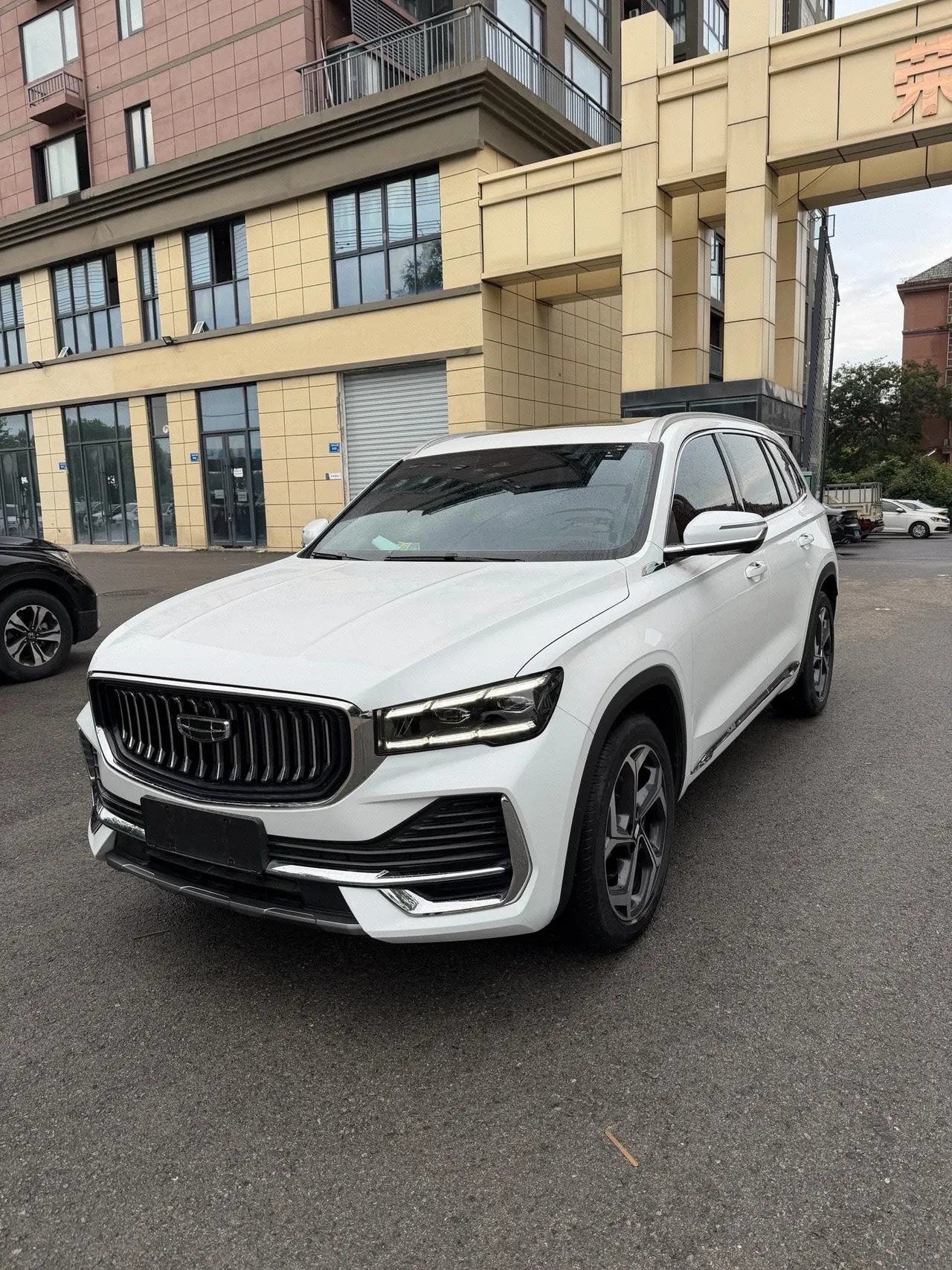 Open image lightbox: Geely 2021 XingyueL (Monjaro) 2.0TD EVO two-wheel drive distinguished automatic transmission