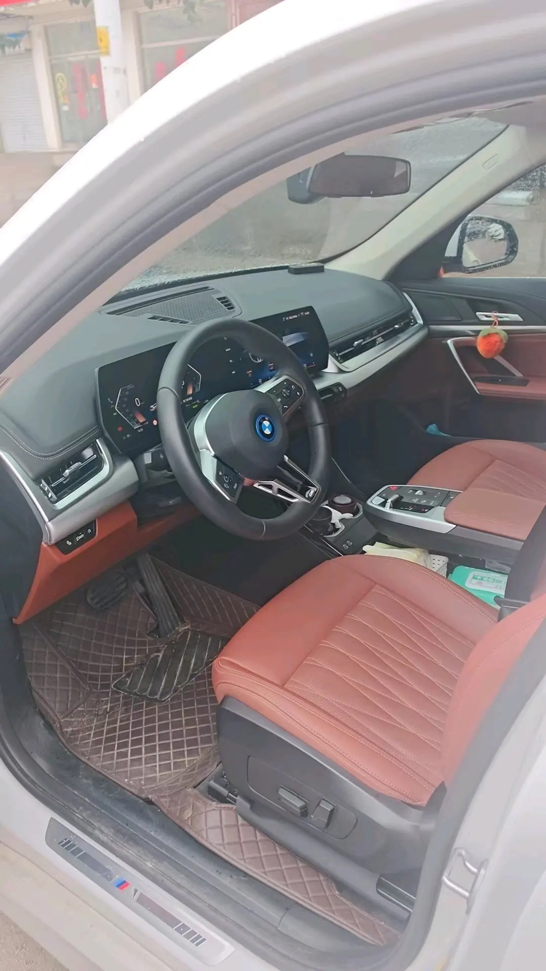 BMW 2026 iX1 eDrive25L eDrive25L m sports suit automatic gear 2