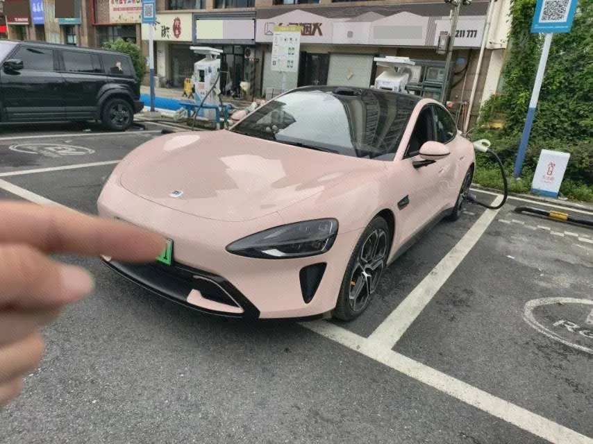 打开图片灯箱:MI 2024 SU 7 830km Rear Drive Ultra Long Endurance High-end Smart Drive Pro Edition Automatic Gear
