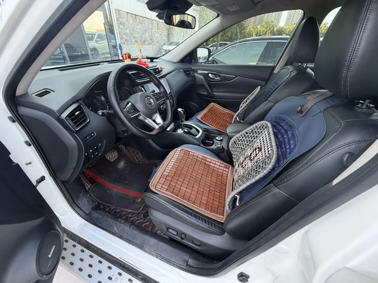 Nissan 2020 Qijun 2.5 stepless XL ITS four-wheel drive luxury pilot version automatic gear 2