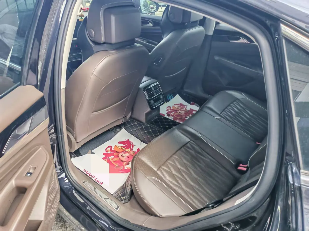 Volkswagen 2020 Passat 2.0TSI 330TSI Elite Edition Automatic 3
