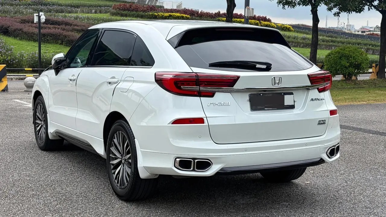 Honda 2020 Crown Road 2.0T 370TURBO Two-Drive Deluxe Automatic Gear 2