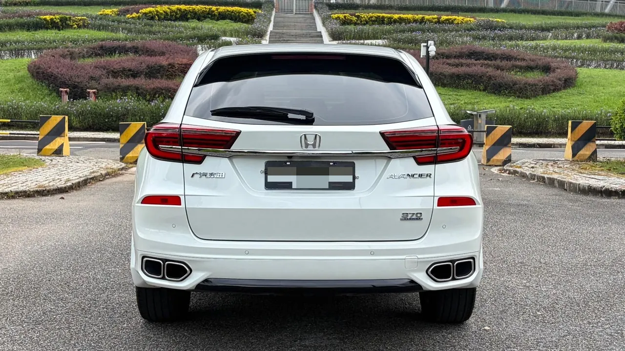 Honda 2020 Crown Road 2.0T 370TURBO Two-Drive Deluxe Automatic Gear 8