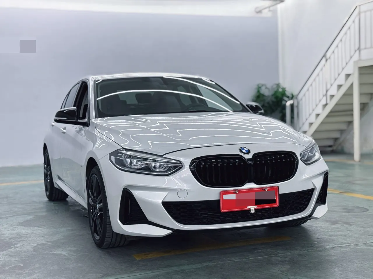 BMW 1 Series 2021 125i 2.0T M Sports Obsidian Night Edition (Changed) Automatic Gear 3