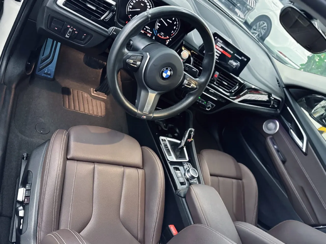 BMW 1 Series 2021 125i 2.0T M Sports Obsidian Night Edition (Changed) Automatic Gear 4