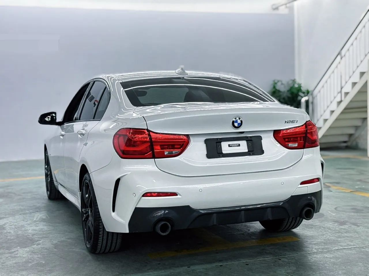 BMW 1 Series 2021 125i 2.0T M Sports Obsidian Night Edition (Changed) Automatic Gear 7