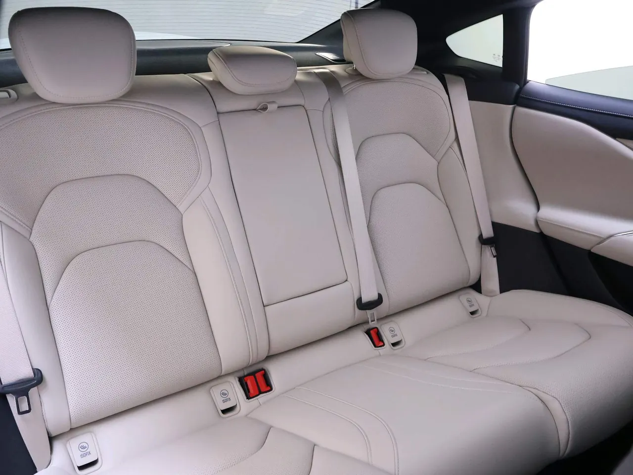 MI 2024 SU 7 800km 4-wheel drive ultra-long endurance high-end smart driving Max version automatic gear 4