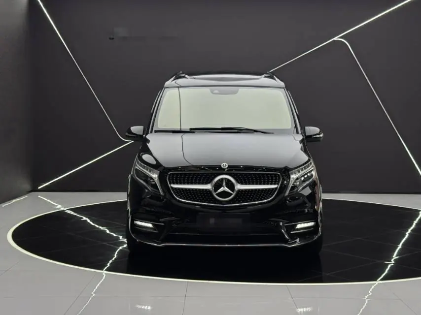 Mercedes Benz V 2020V 260 L 2.0T Deluxe Edition Automatic Gear 2