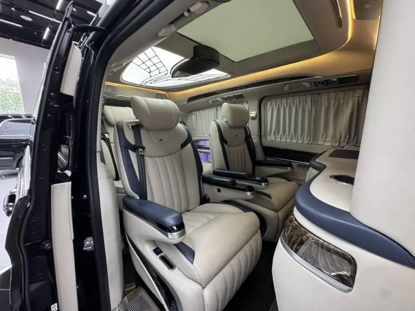 Mercedes Benz V 2020V 260 L 2.0T Deluxe Edition Automatic Gear 7