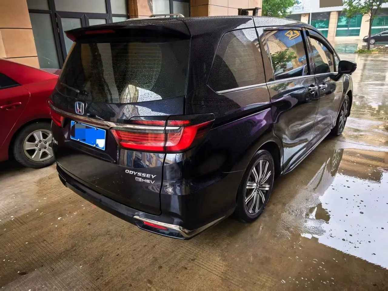 Honda 2022 Odyssey Hybrid 2.0 Stepless Sharp and Pleasant Edition Automatic Gear 3
