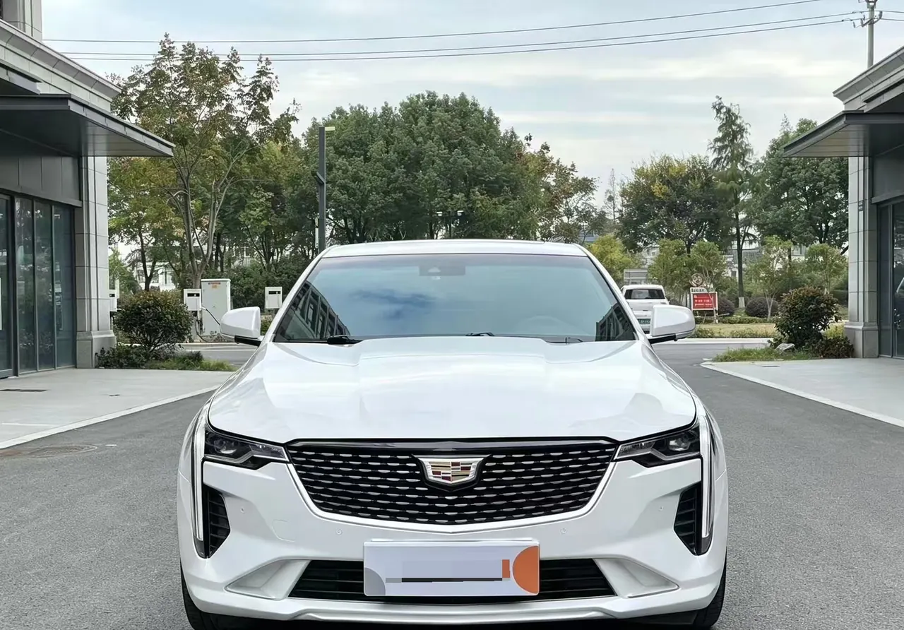 Cadillac 2022 CT4 2.0T 28T luxury automatic gear 3