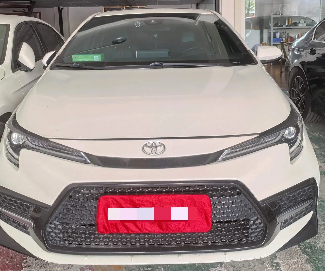 Toyota 2021 Lei Ling 1.2T Stepless 185T Sports Edition Automatic Gear 2