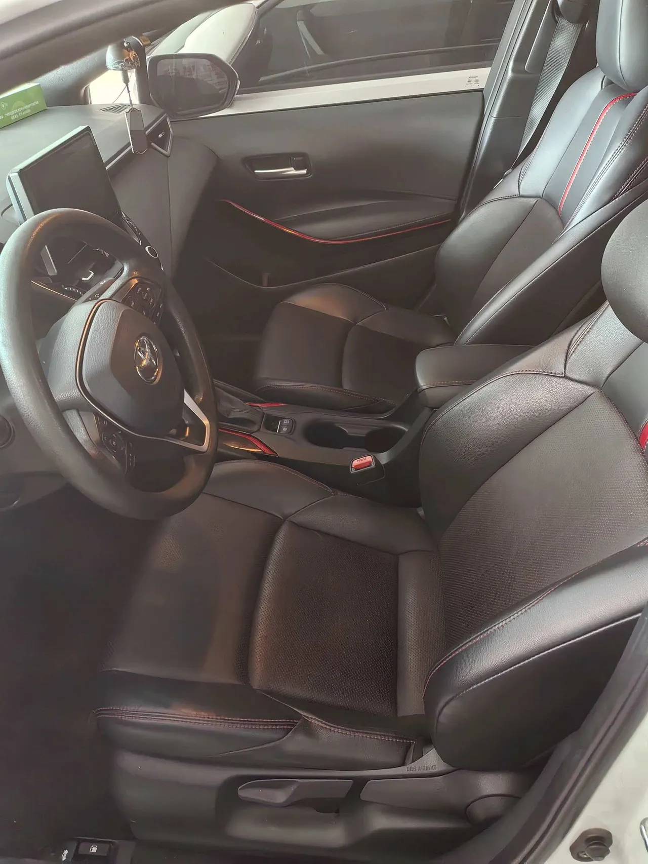 Toyota 2021 Lei Ling 1.2T Stepless 185T Sports Edition Automatic Gear 3