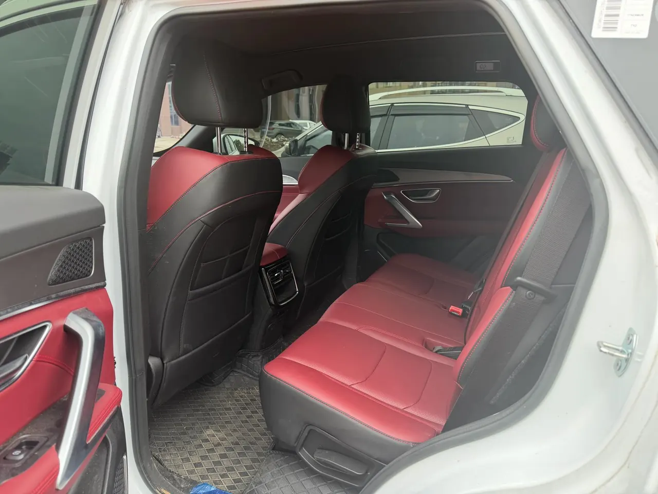 Jetour 2026 X70 PLUS 1.5T Stepless Edition 5-seat Automatic Gear 3