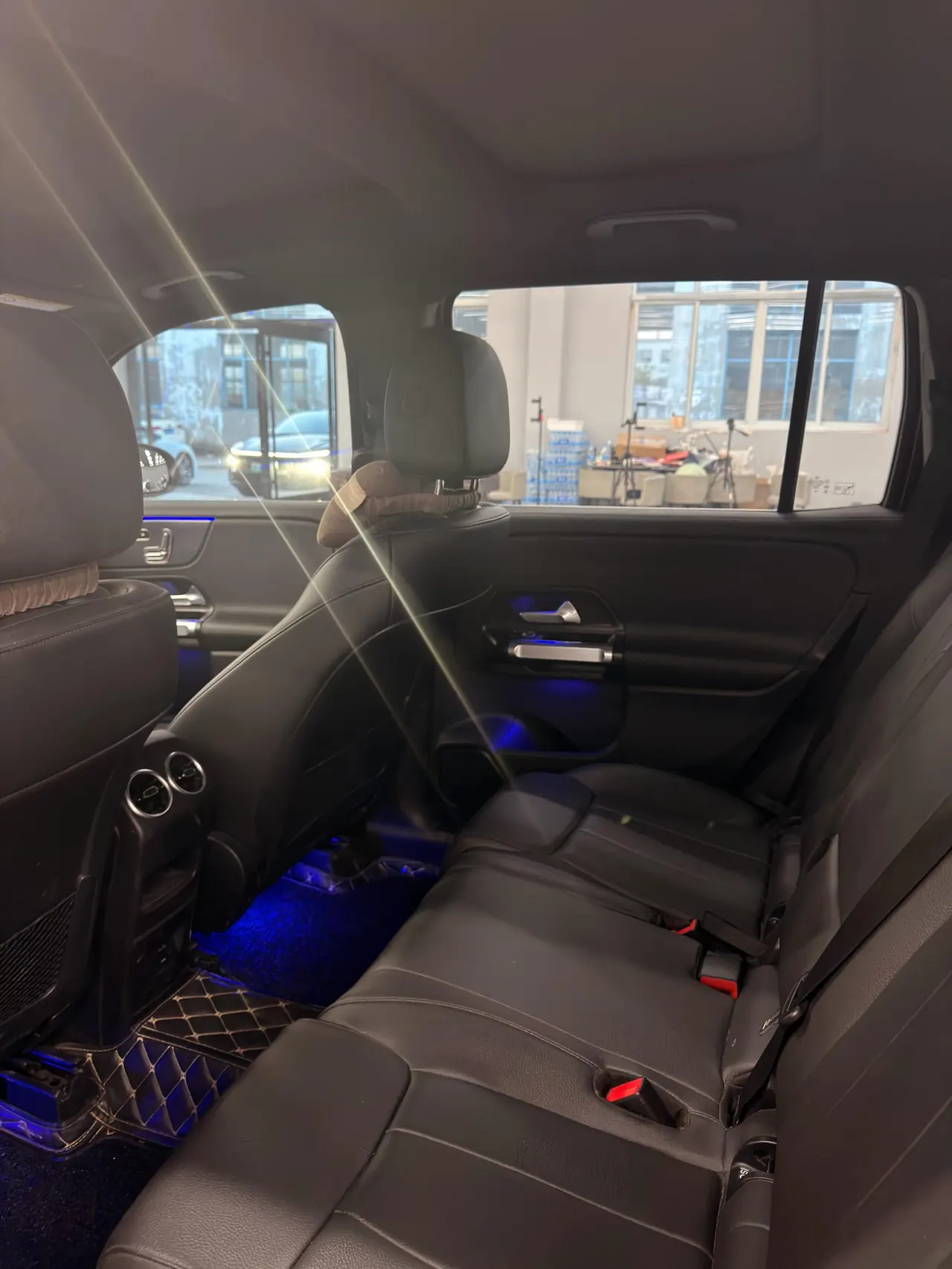 Mercedes Benz 2023 GLB 220 2.0T Dynamic Automatic 5