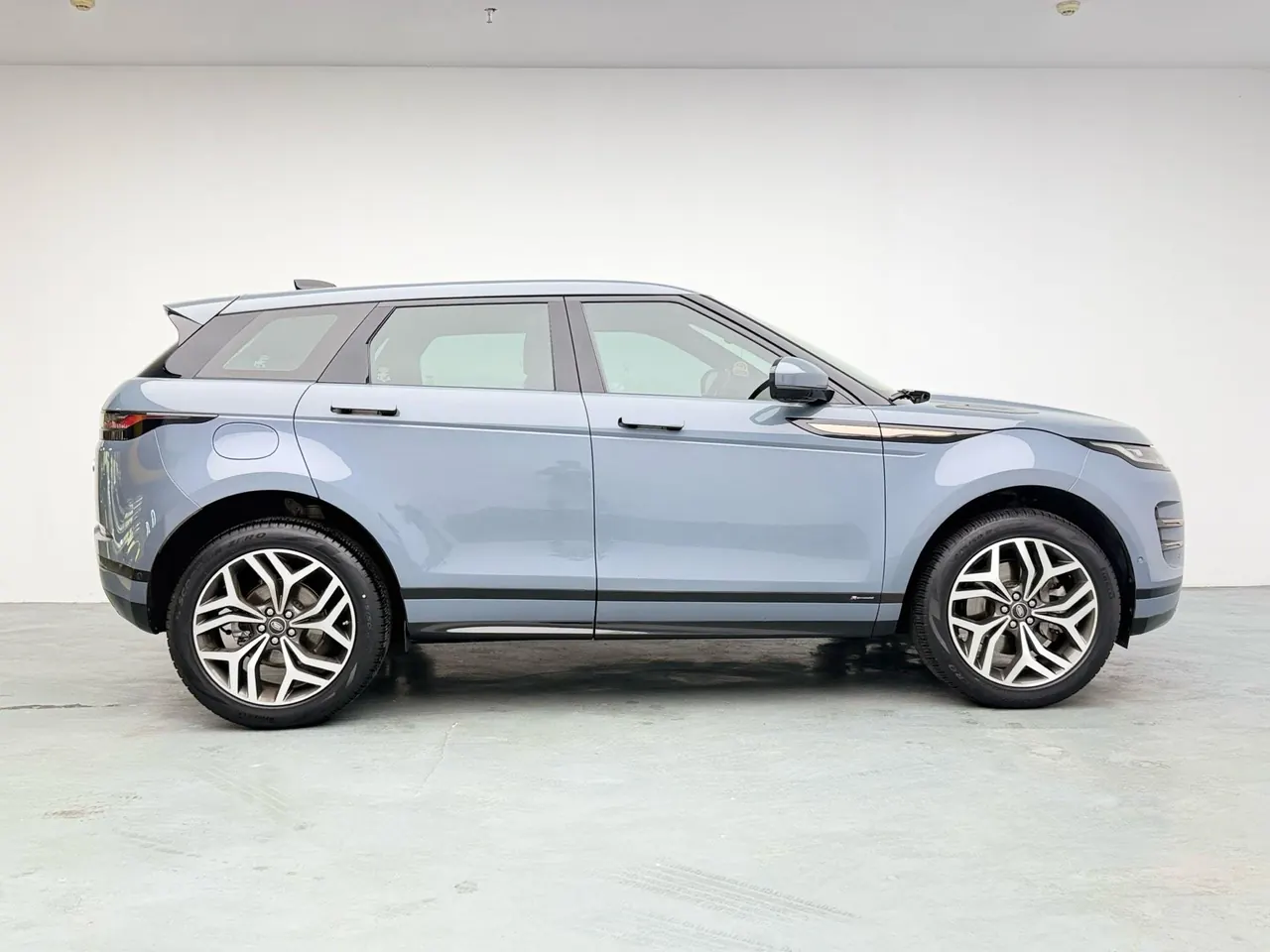 Land Rover 2020 Range Rover Aurora 48V 2.0T 249PS R-DYNAMIC SE Sports Technology Edition Automatic Gear 13