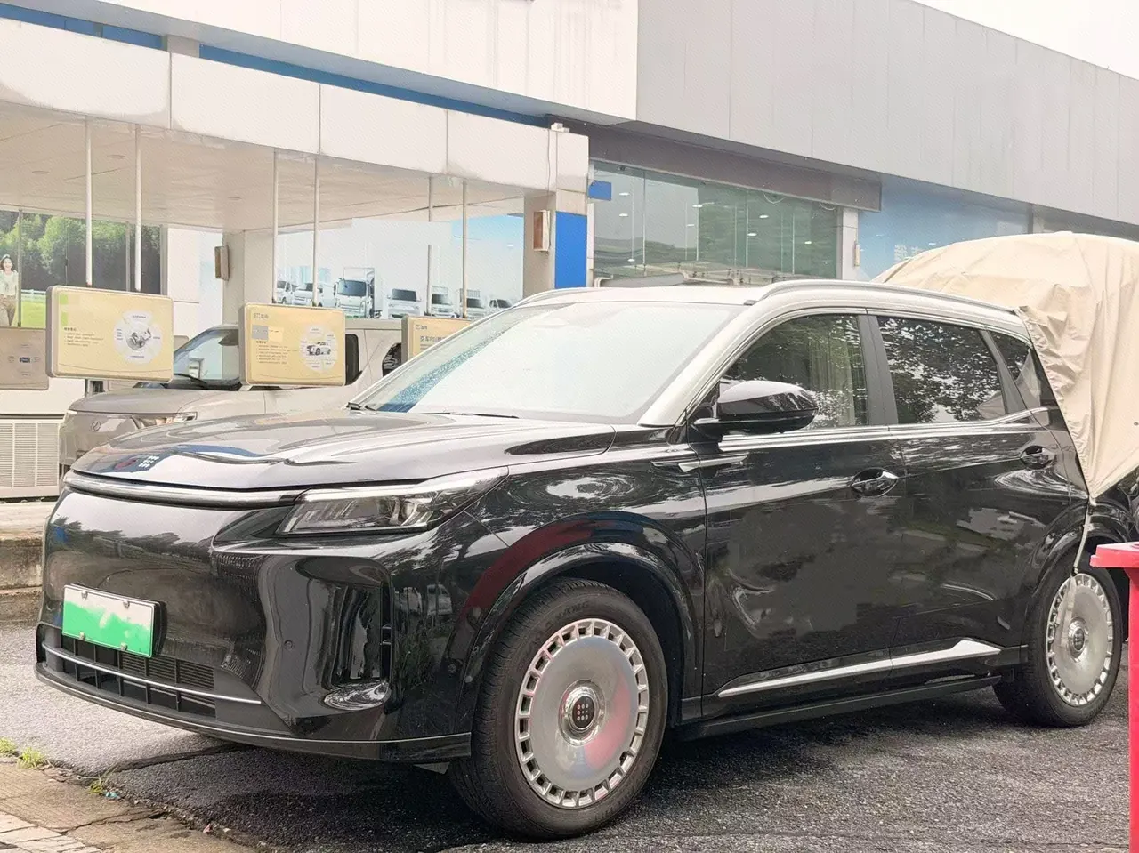 Open image lightbox: LanDian 2026 LanDian E5 PLUS 1.5 Stepless Standard Endurance Four-wheel Drive Performance Edition Ultra5 Seat Automatic Transmission