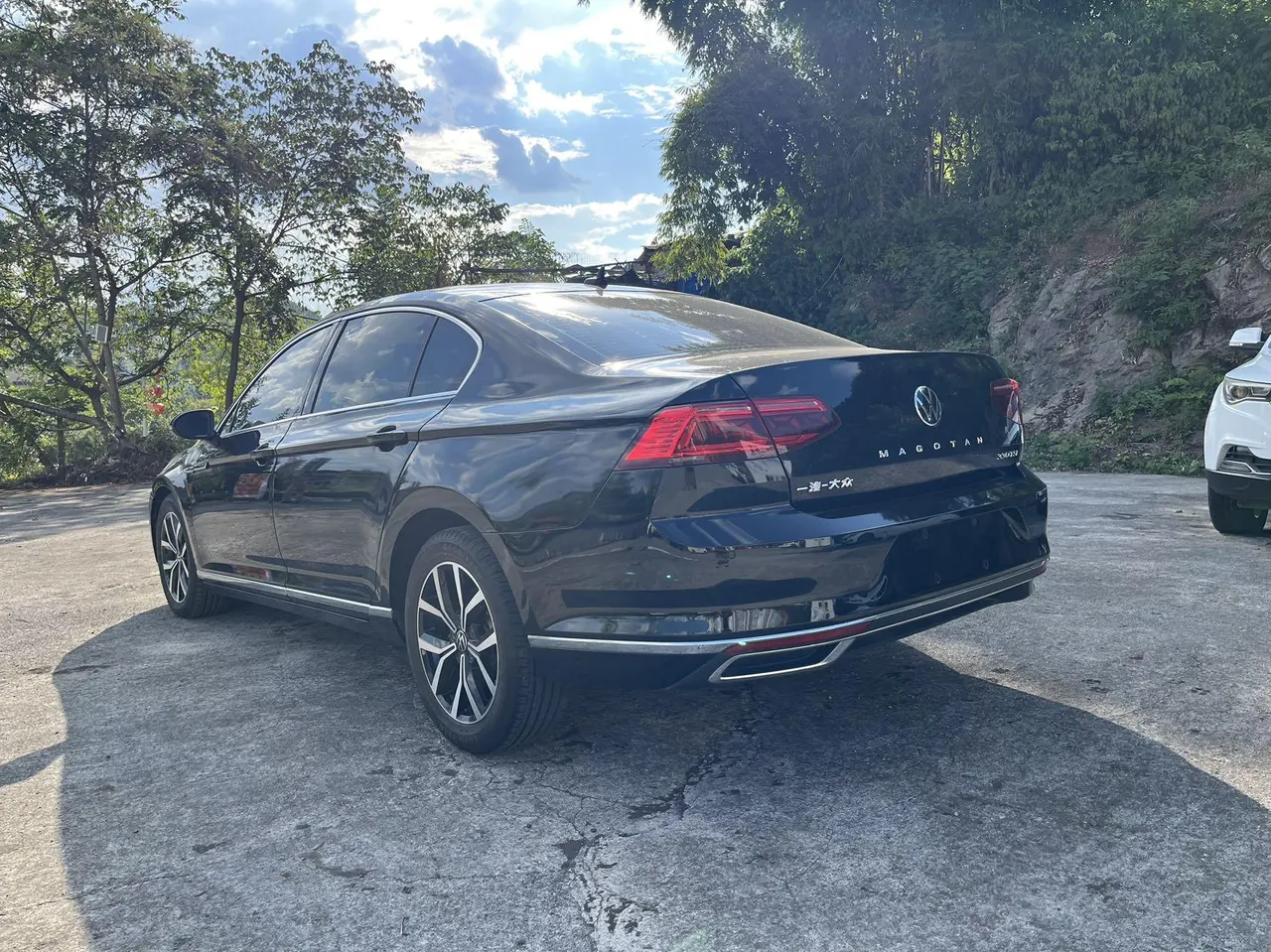 Volkswagen 2020 Magotan 1.4TSI 280TSI Leading Automatic Transmission 9