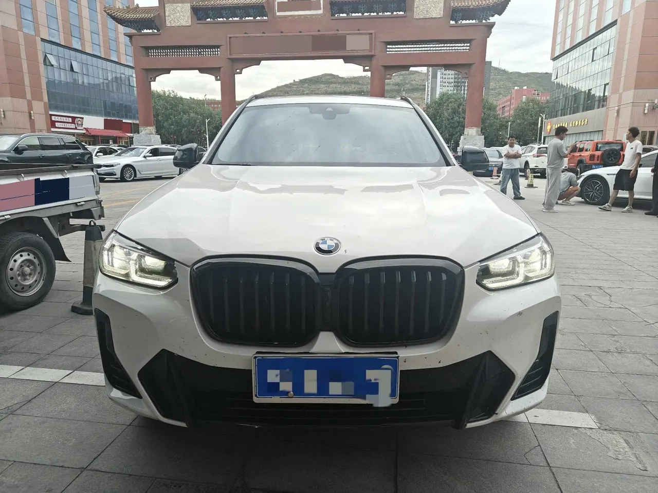 BMW 2023 X3 xDrive30i 2.0T Leading M Obsidian Night Suit Automatic Gear 2