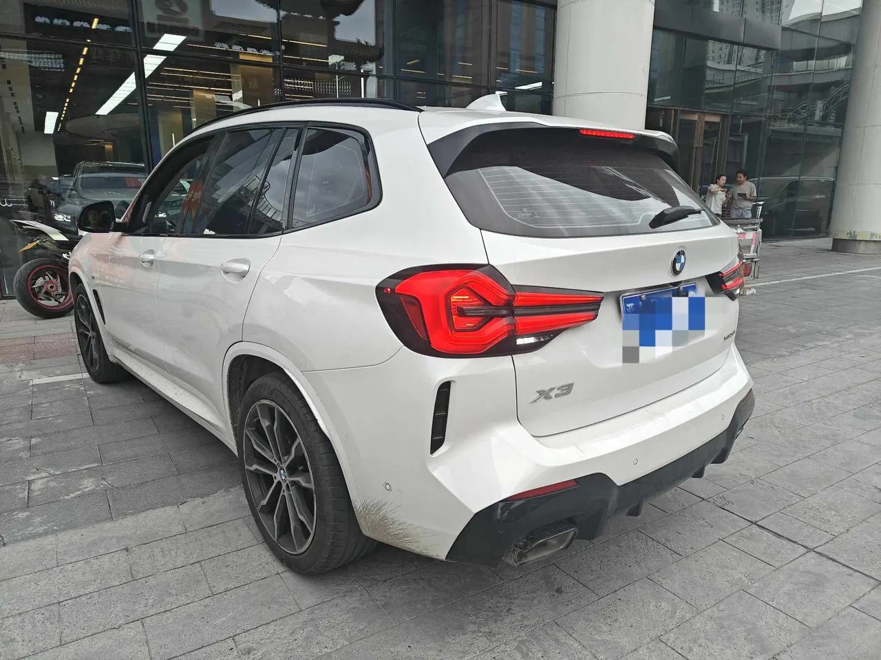 BMW 2023 X3 xDrive30i 2.0T Leading M Obsidian Night Suit Automatic Gear 4