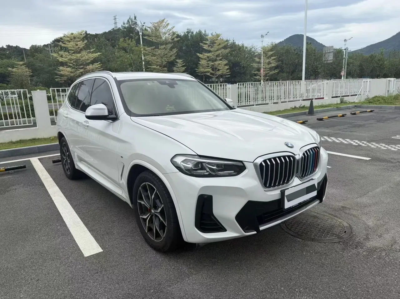 BMW 2023 X3 xDrive25i 2.0T M sports suit automatic gear 2