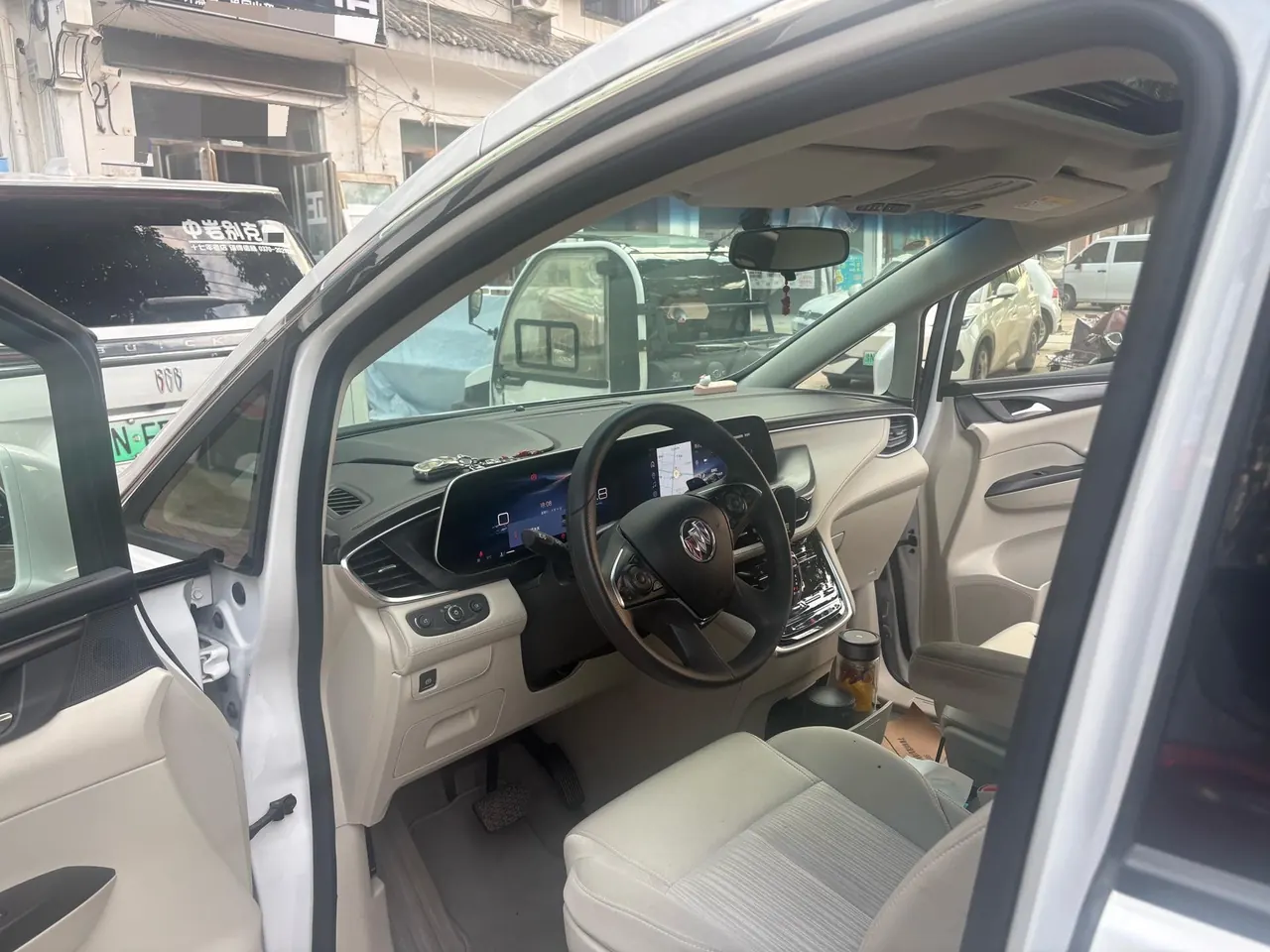 Buick 2023 GL8 ES Lu Zun 48V 2.0T 653T Comfortable Automatic Gear 6