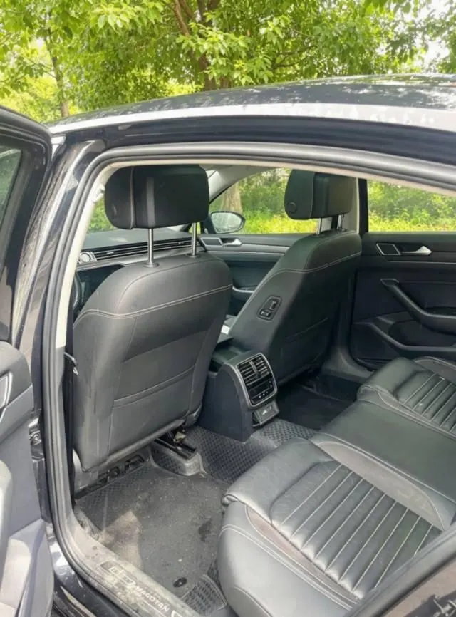 Volkswagen 2020 Magotan 2.0TSI 330TSI Leading Automatic 3