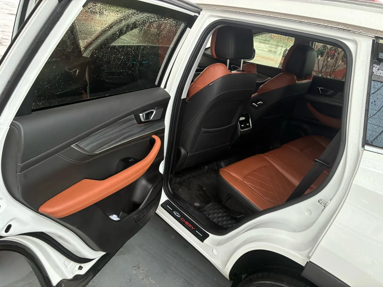 Chery 2022 Tiggo 8 PLUS 1.6TGDI 290TGDI Prestige Edition Automatic 5